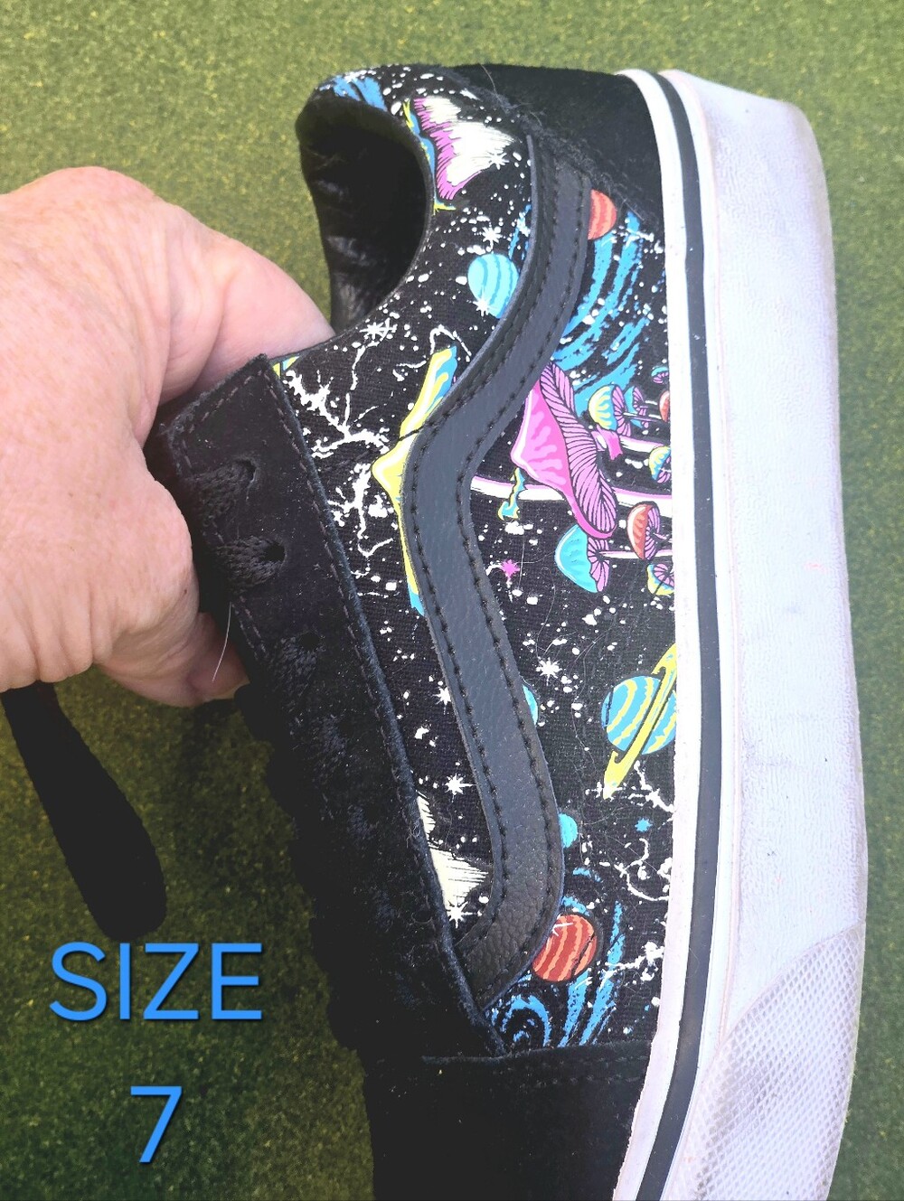 Vans Black Low-Top OLD SKOOL WOMEN'S Sz7 Sneakers HTF Neon Space/Shrooms Graphic - Picture 3 of 14